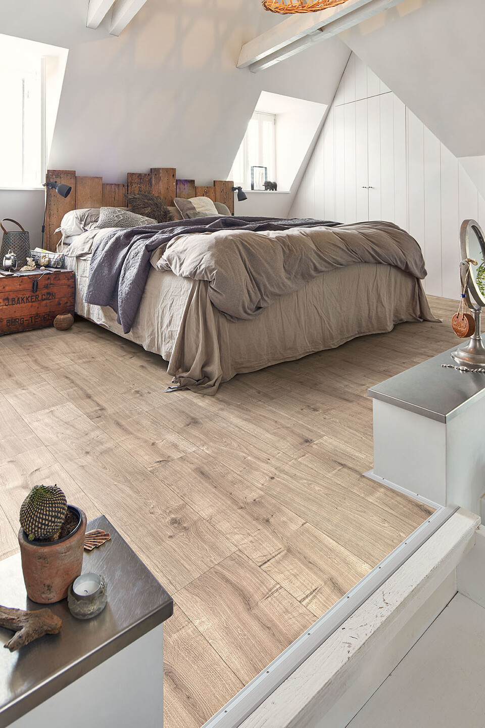 Schlafzimmer im maritimen Stil Laminatboden im Schlafzimmer