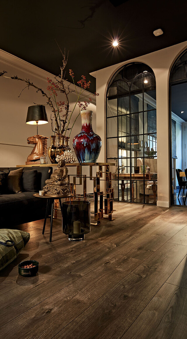 Laminat ist meistens mit einem Klick-System ausgestattet. Die Verlegung ist kinderleicht. MeisterDesign. laminate LL 150 (S) 6834