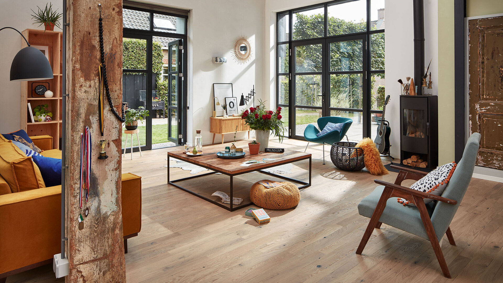 Mosaikparkett, Schiffsboden, Fischgrät und weitere Parkettmuster Schiffsboden Parkett in geplankter Optik ist eins von vielen möglichen Parkettmustern