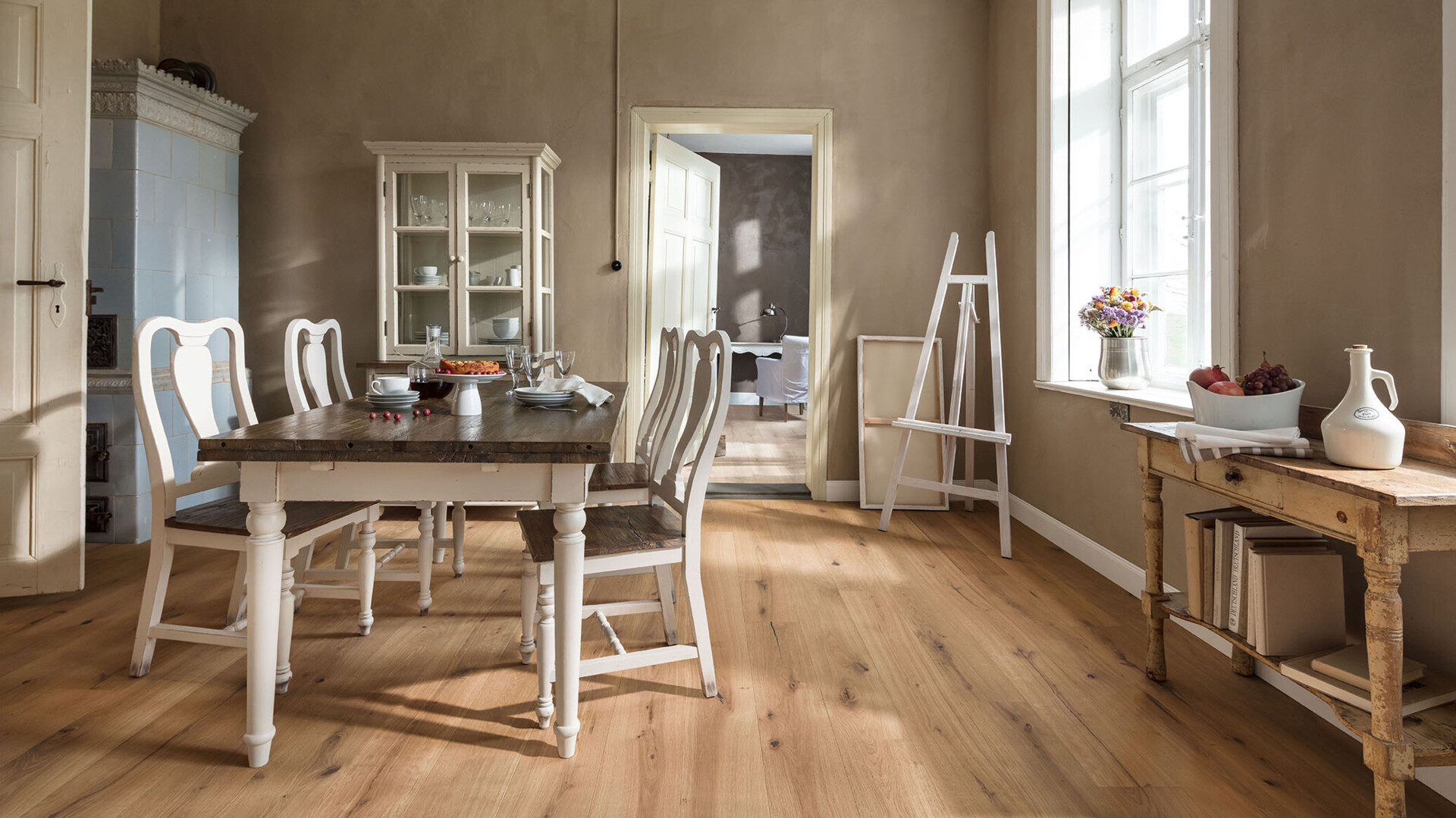 Geöltes Parkett von MEISTER Geöltes Parkett im Esszimmer eines Landhauses