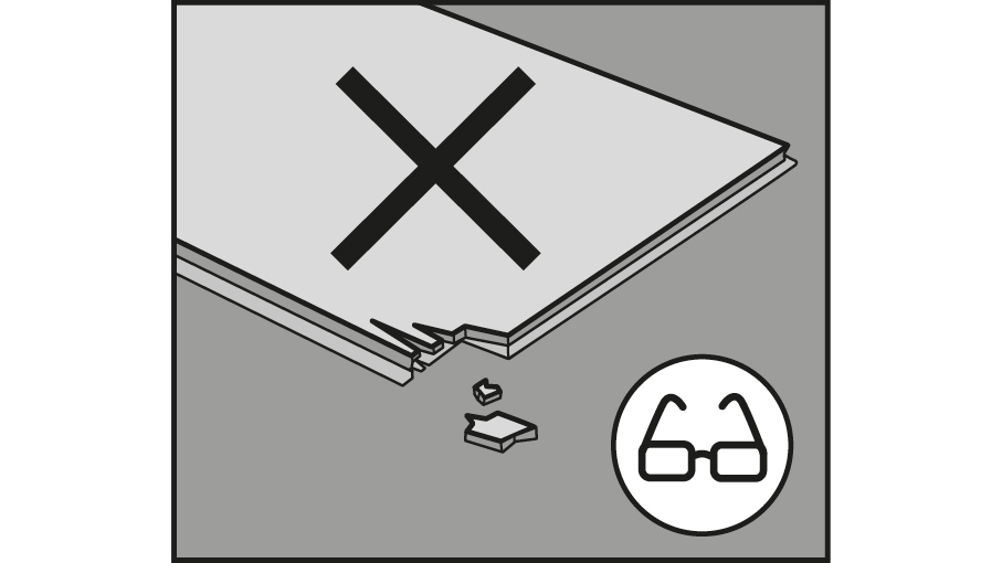 Vor der Verlegung müssen die Dielen auf evtl. Beschädigungen überprüft werden